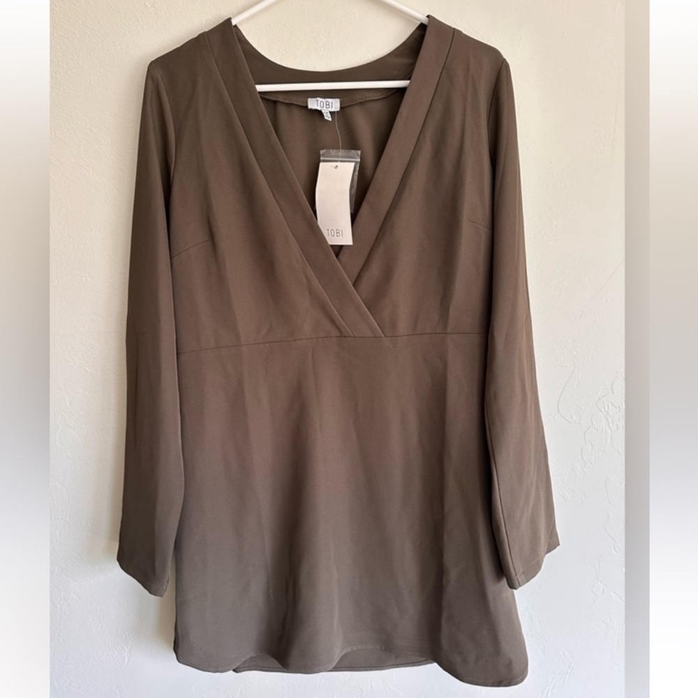 Tobi Women’s Elegant Brown Long Sleeve Blouse NWT